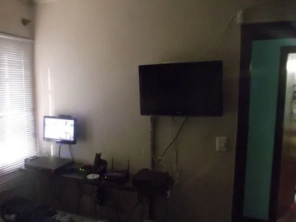 Imagem Casa com 03 quartos em terreno de 13:20 x 7501, no bairro Medianeira