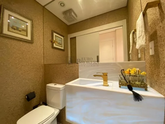 Imagem Apartamento com 3 suítes à venda no Centro de Balneário Camboriú/SC