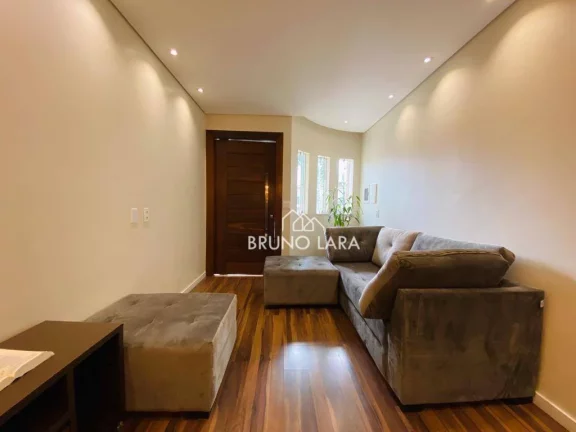 Imagem Casa à venda / Três Poderes.