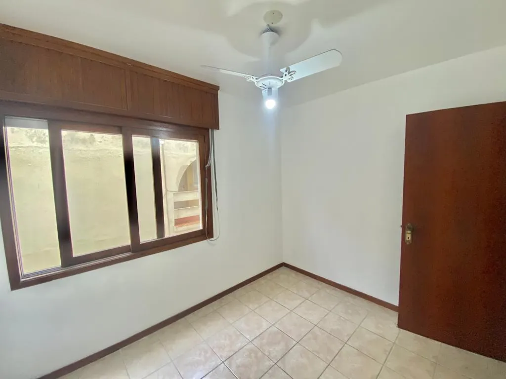 Imagem Apartamento 2Dórmitórios dependência - Bairro Centro
