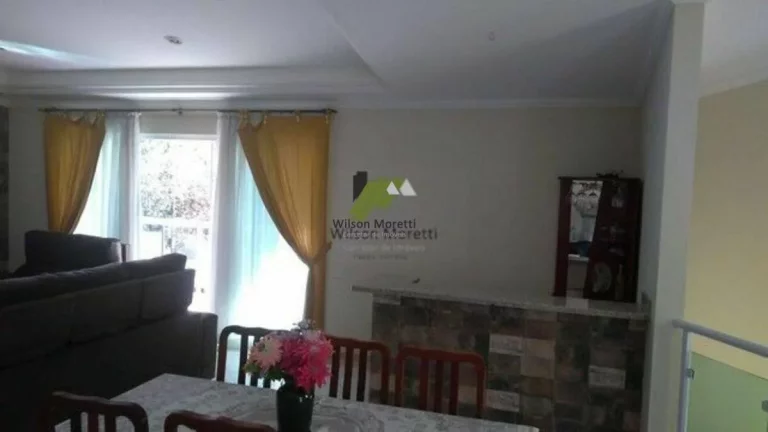 Imagem Excelente Casa em Loteamento Fechado