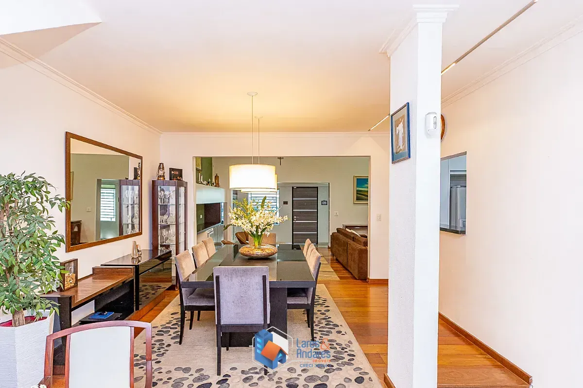 Imagem Casa para venda em Alto da Boa Vista com 4 quartos, sendo 1 suíte, 380m²