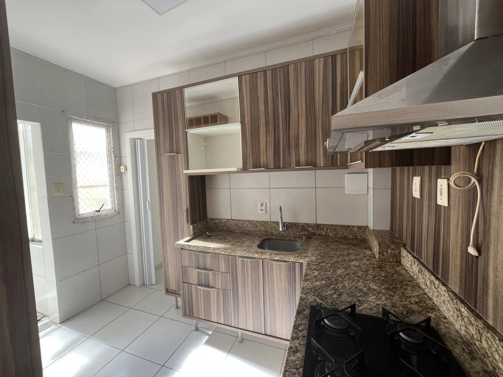 Imagem Reformado! Apartamento de 2 quartos no centro de Porto Alegre