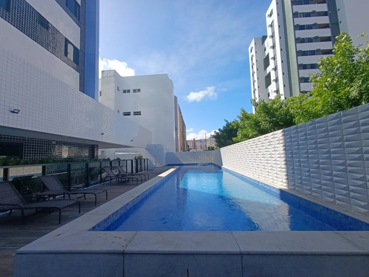 Imagem Apartamento para Venda em Maceió, Jatiúca, 2 dormitórios, 1 suíte, 2 banheiros, 1 vaga