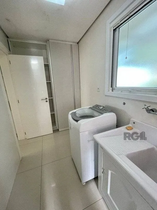 Imagem Casa de Condomínio em Atlântida Sul
