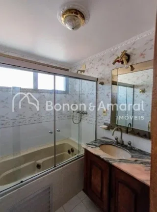 Imagem Este excelente apartamento no Condomínio Ilha Rhodes, localizado no coração do Cambuí, oferece c...
