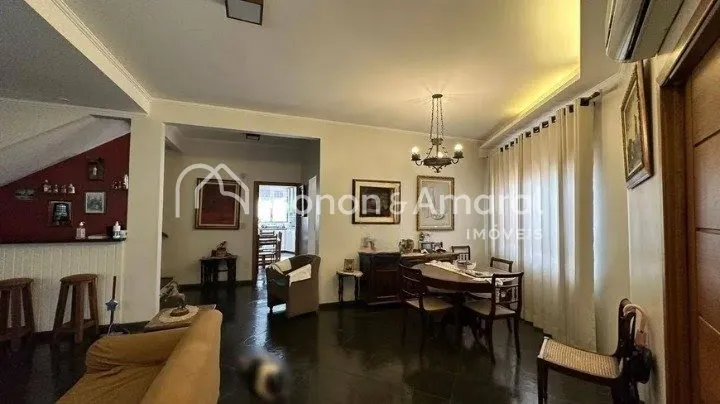 Imagem Casa estilo sobrado, com 3 quartos, 1 suíte, na Cidade Universitária em Campinas - SP