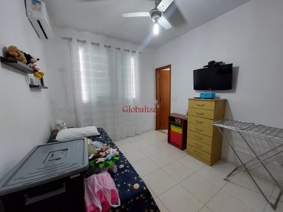Imagem Casa com 6 Quartos e 5 banheiros à Venda, 212 m² por R$ 1.500.000