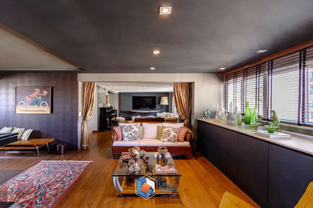 Imagem Cobertura para venda em Campo Belo com 1 quarto, sendo 1 suíte, 433m²