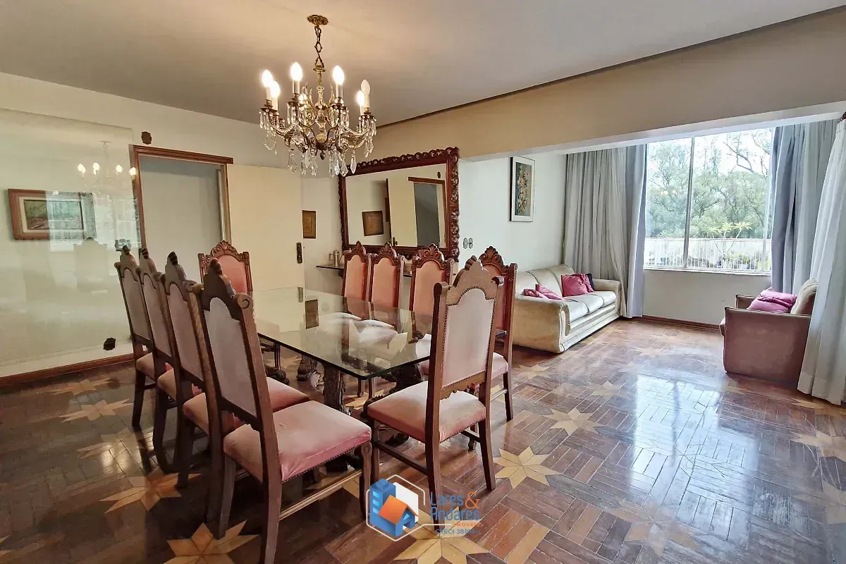 Imagem Sobrado para venda em Cambuci com 6 quartos, sendo 4 suítes, 473m²