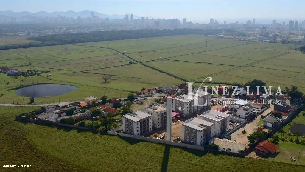 Imagem Apartamento 2 dormitórios para Venda em Porto Belo, Alto pereque, 2 dormitórios, 1 banheiro, 1 vaga