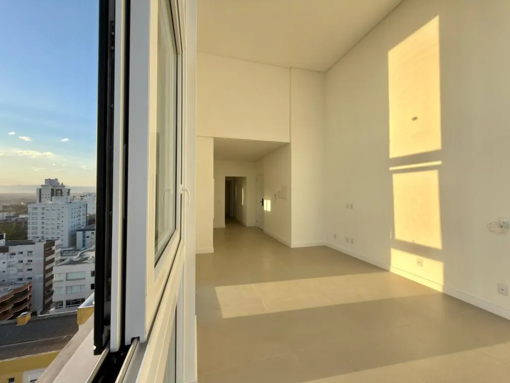 Foto do imóvel: Apartamento 3 Dormitórios - Bairro Centro em Avenida Ruda