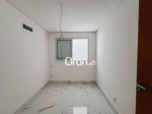 Imagem Sobrado à venda, 124 m² por R$ 1.050.000,00 - Alto da Glória - Goiânia/GO
