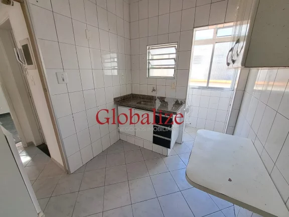 Imagem Apartamento a venda com 76m², 2 quartos, 1 banheiro por R$370.000,00 no Embaré em Santos