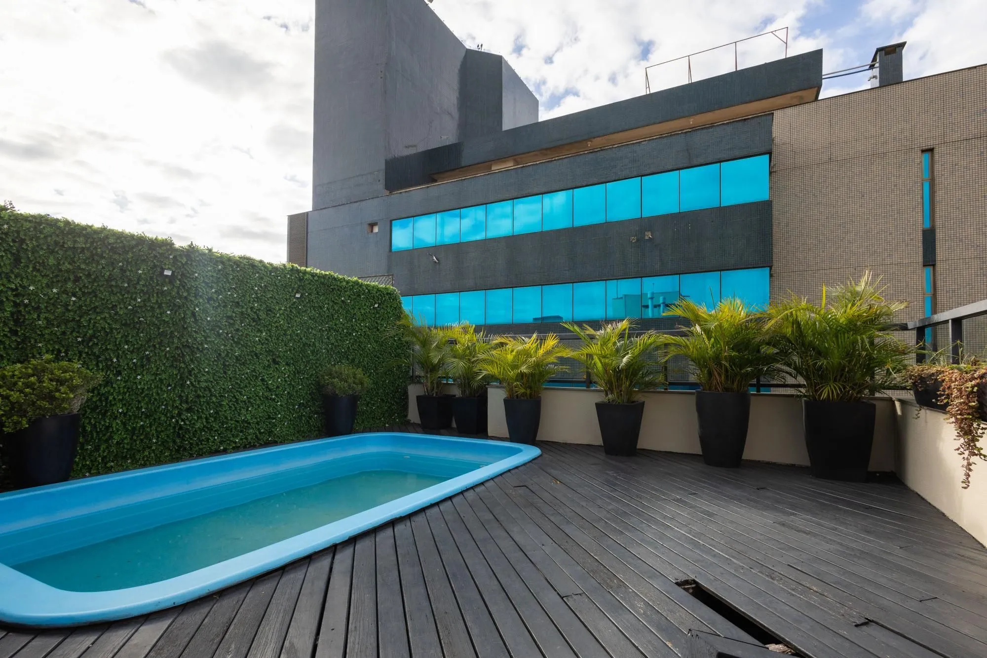 Imagem Cobertura com piscina e suíte