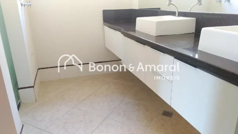 Imagem Belíssima casa para locação no Condomínio Florada da Mata, em Valinhos localizada em região pri...