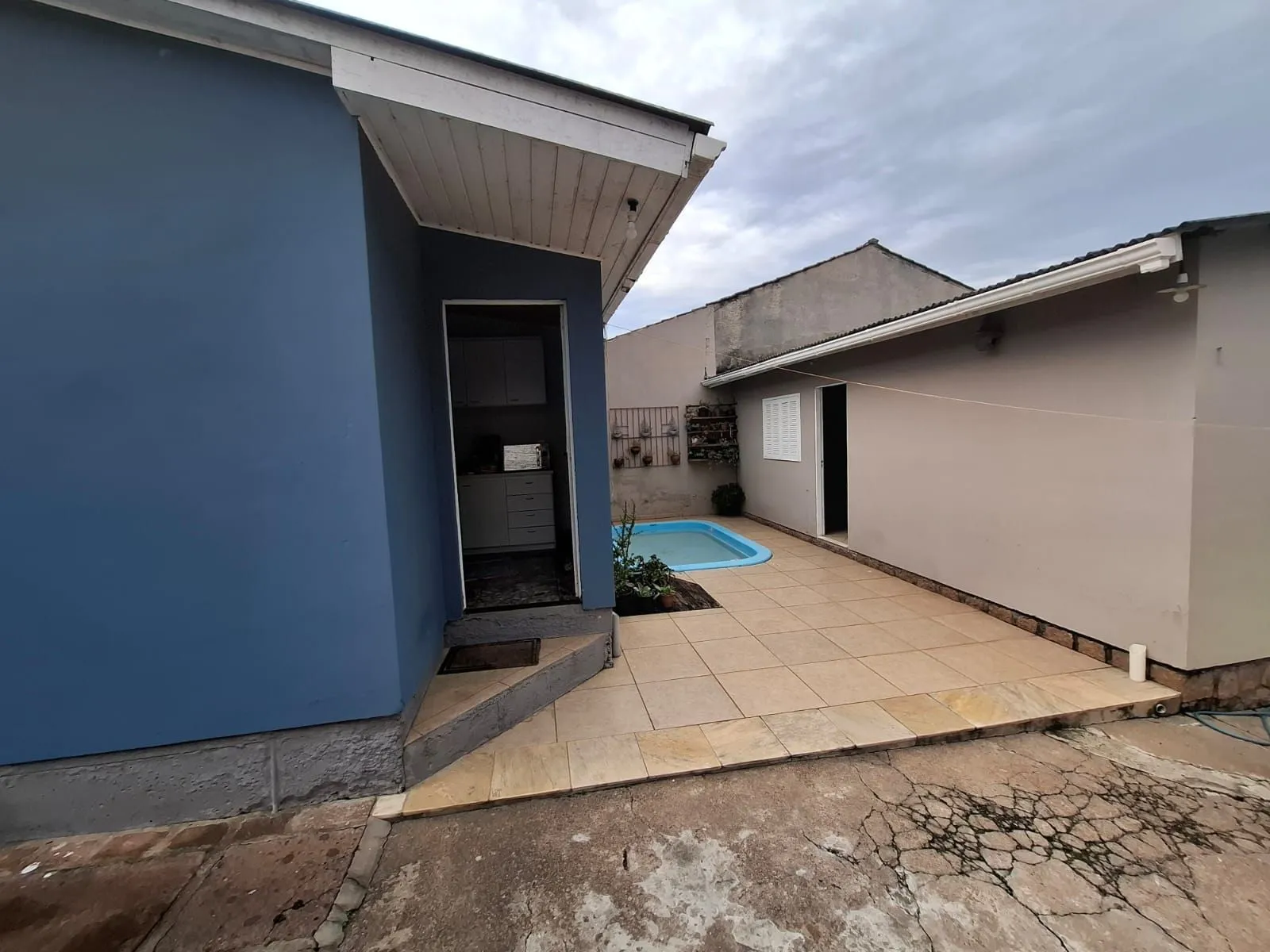 Imagem Vendo terreno no bairro Campo Novo, Zona Sul de Porto Alegre