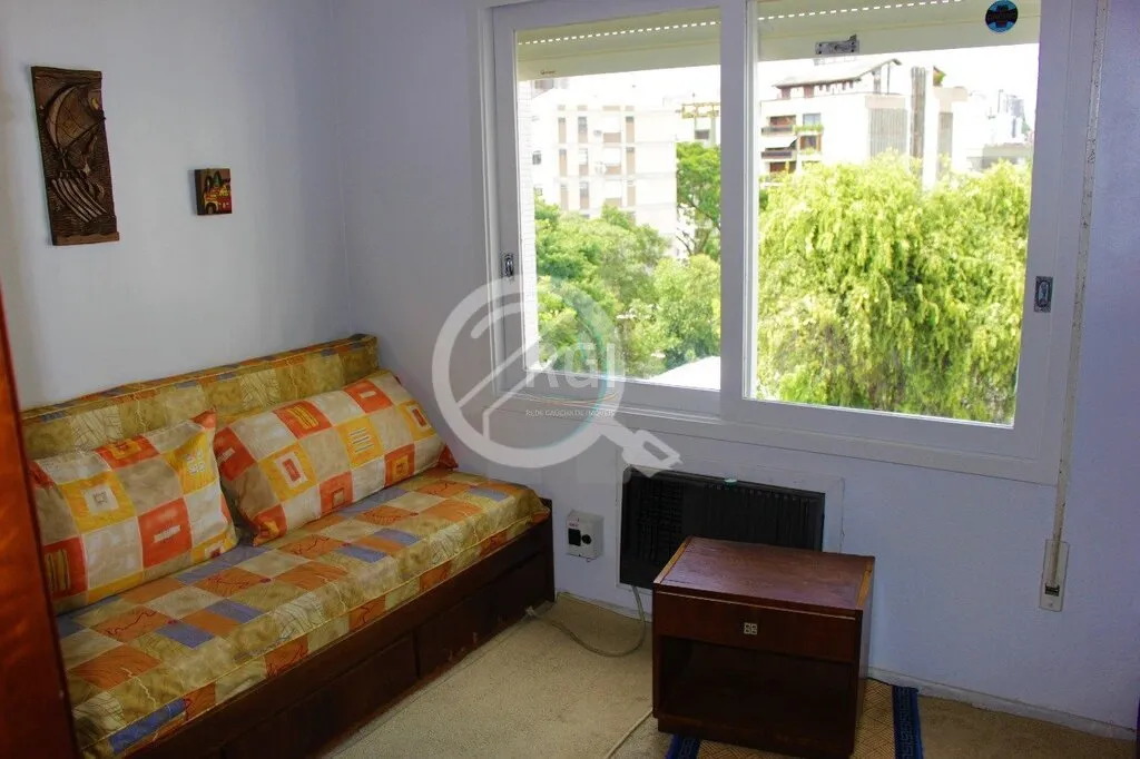 Imagem Exclusividade - Apartamento desocupado, semi-mobiliado, de três dormitórios e uma vaga na garagem ...