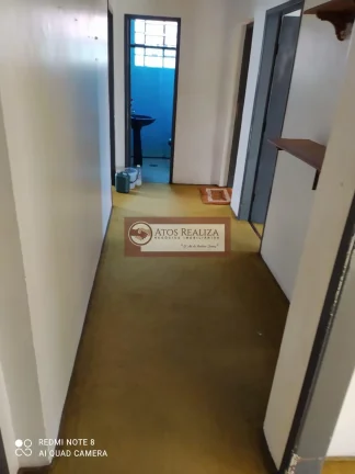 Imagem Exclusivo: Oportunidade Rara a venda no centro da Cidade Dutra. Vendo casa térreo no coração da cidade Dutra, São 320m² de tereno, 170m² de construção, necessita reforma, imóvel para investir, São 4 Dormitórios, 2 salas, 2 banheiros, despensa, quintal amp