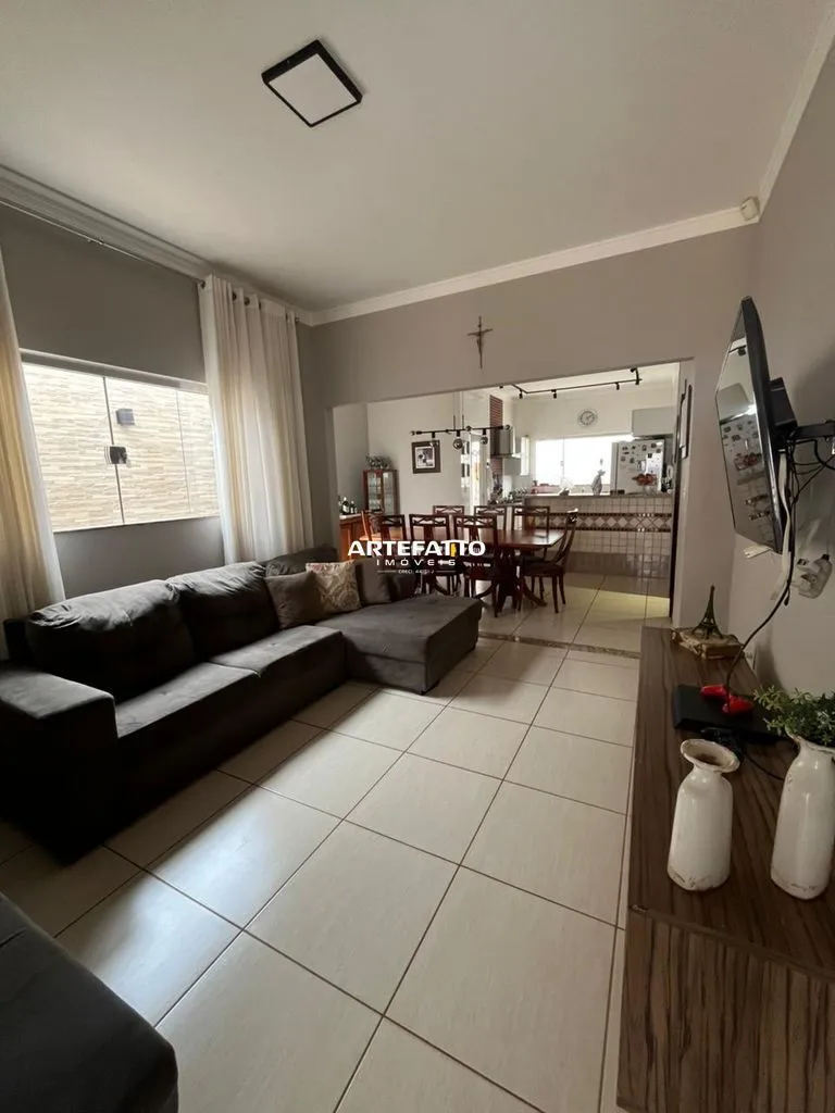 Foto do imóvel CASA TERRENO INTEIRO ZANETTI em Rua Agustinho Ferrante