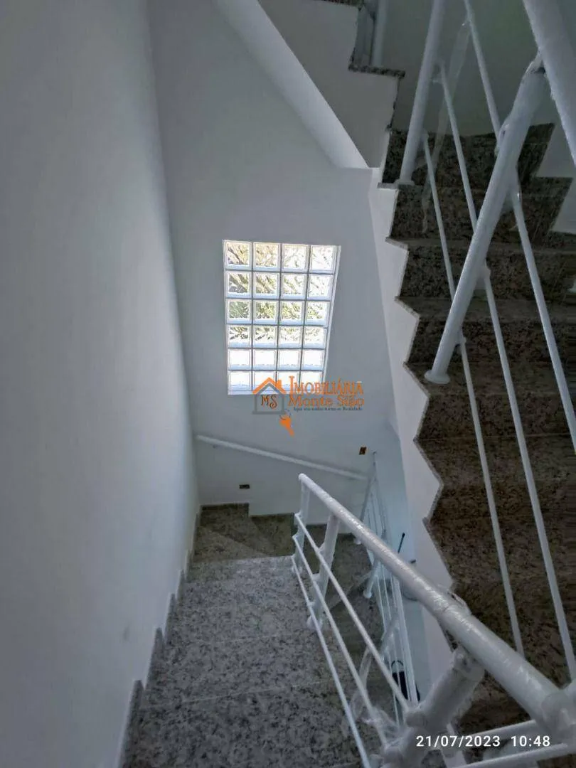 Imagem Sobrado com 3 dormitórios à venda, 160 m² por R$ 880.000,00 - Gopoúva - Guarulhos/SP