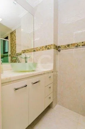 Imagem Excelente apartamento de 03 dormitórios com 4 vagas de garagem.