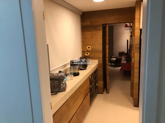 Imagem Apartamento com 4 suítes e área de lazer completa no Condomínio Residencial Çiragan, Uberaba