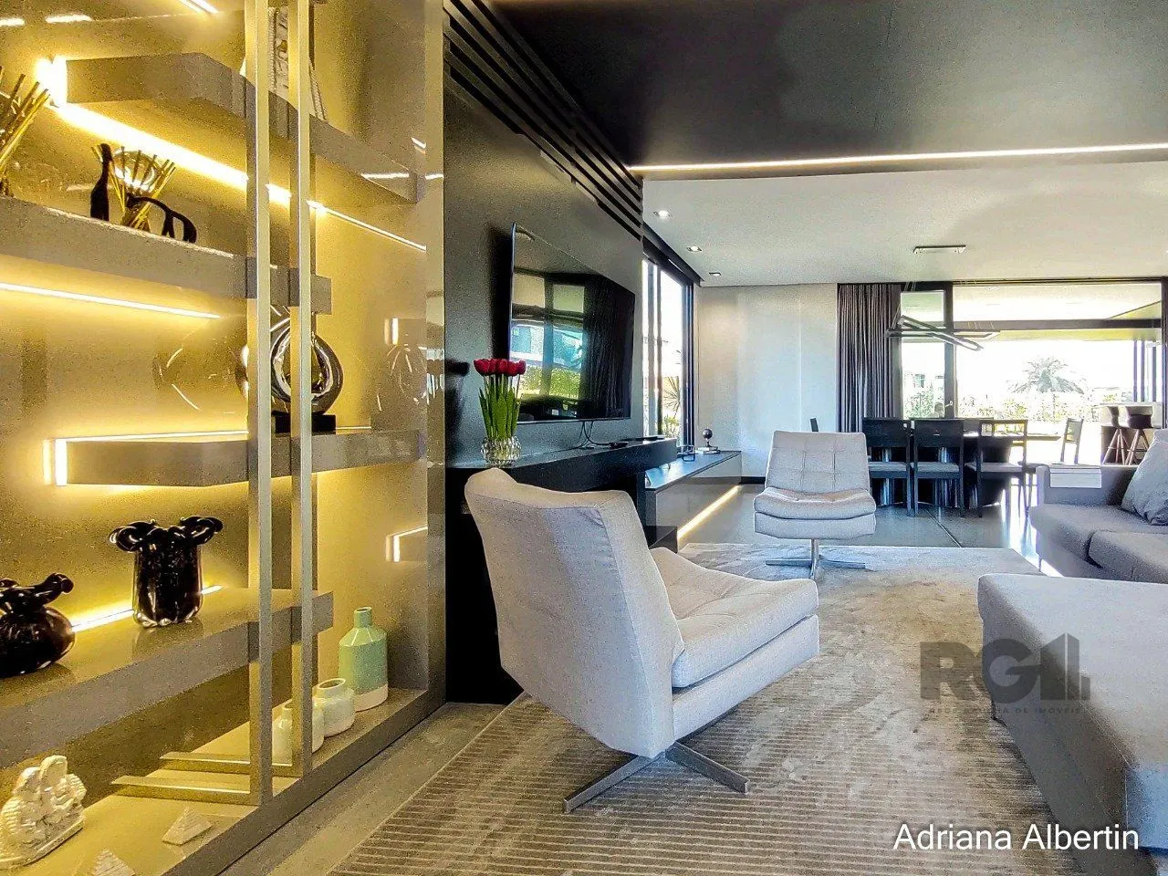 Imagem Casa de Condomínio em Alphaville