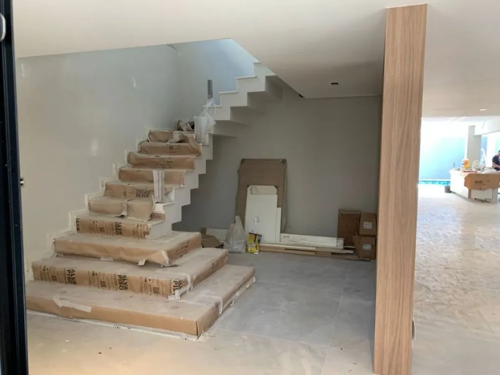 Imagem CASA COM 525,00 m² - CANTO DO FORTE - PRAIA GRANDE SP