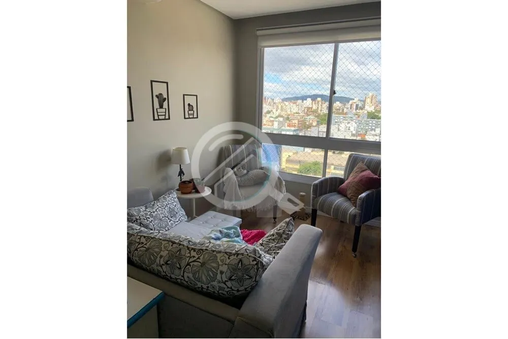 Imagem Apartamento com 02 quartos (01 suíte), living, cozinha com churrasqueira, área de serviço e vaga ...