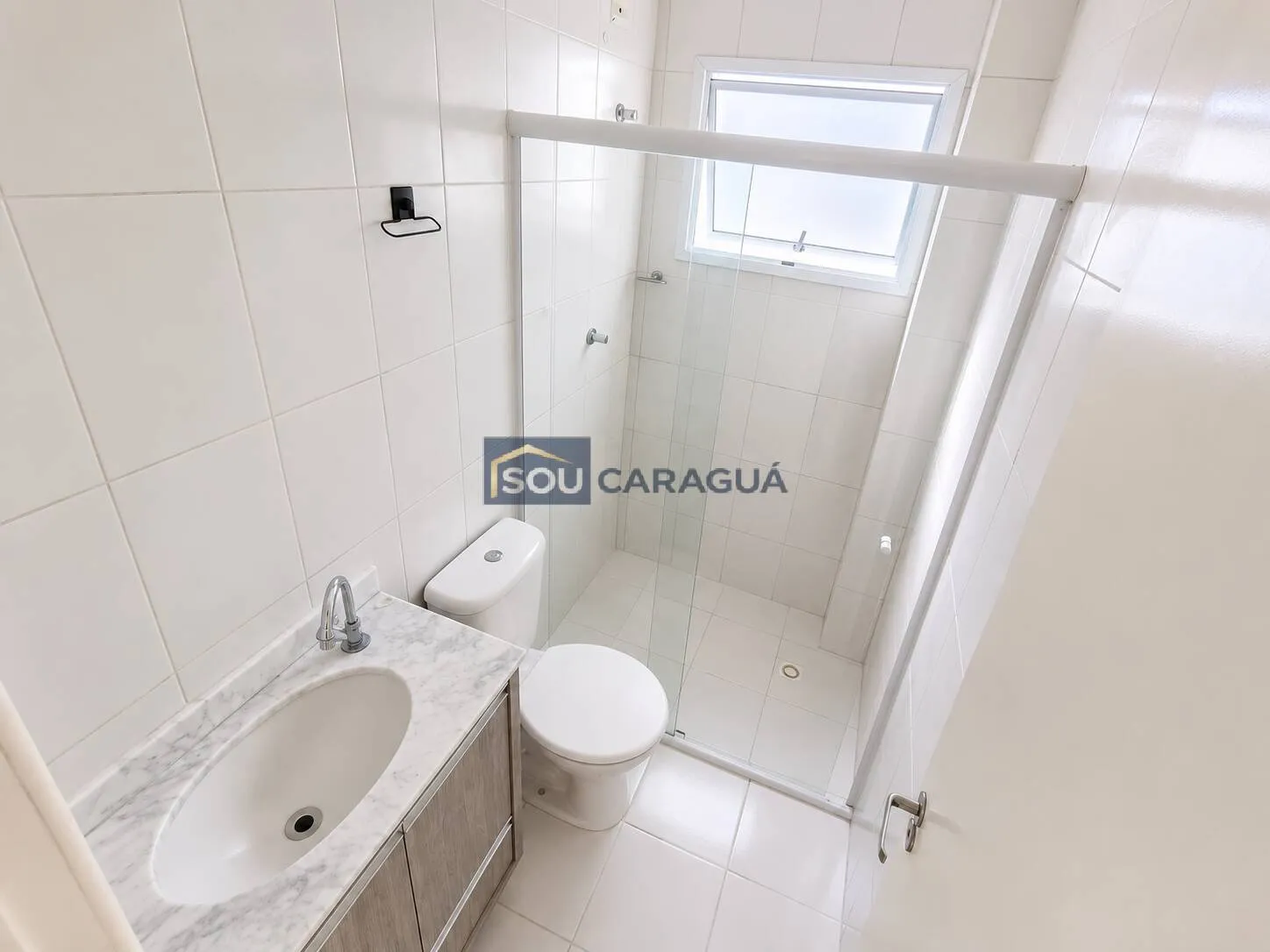 Imagem Apartamento a venda no Ed Talhamar em Caraguatatuba - Piscina