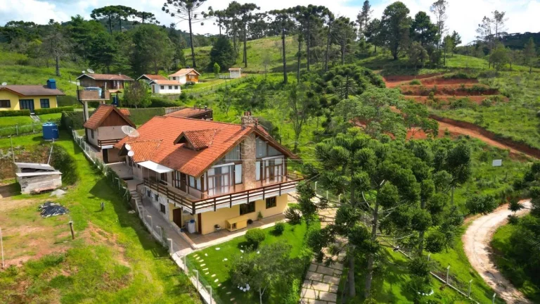 Foto do imóvel Casa de condomínio em Campos do Jordão