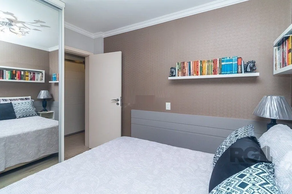 Imagem Apartamento 3 dormitórios, 1 suíte, 2 vagas de garagem no Bairro Bela Vista.