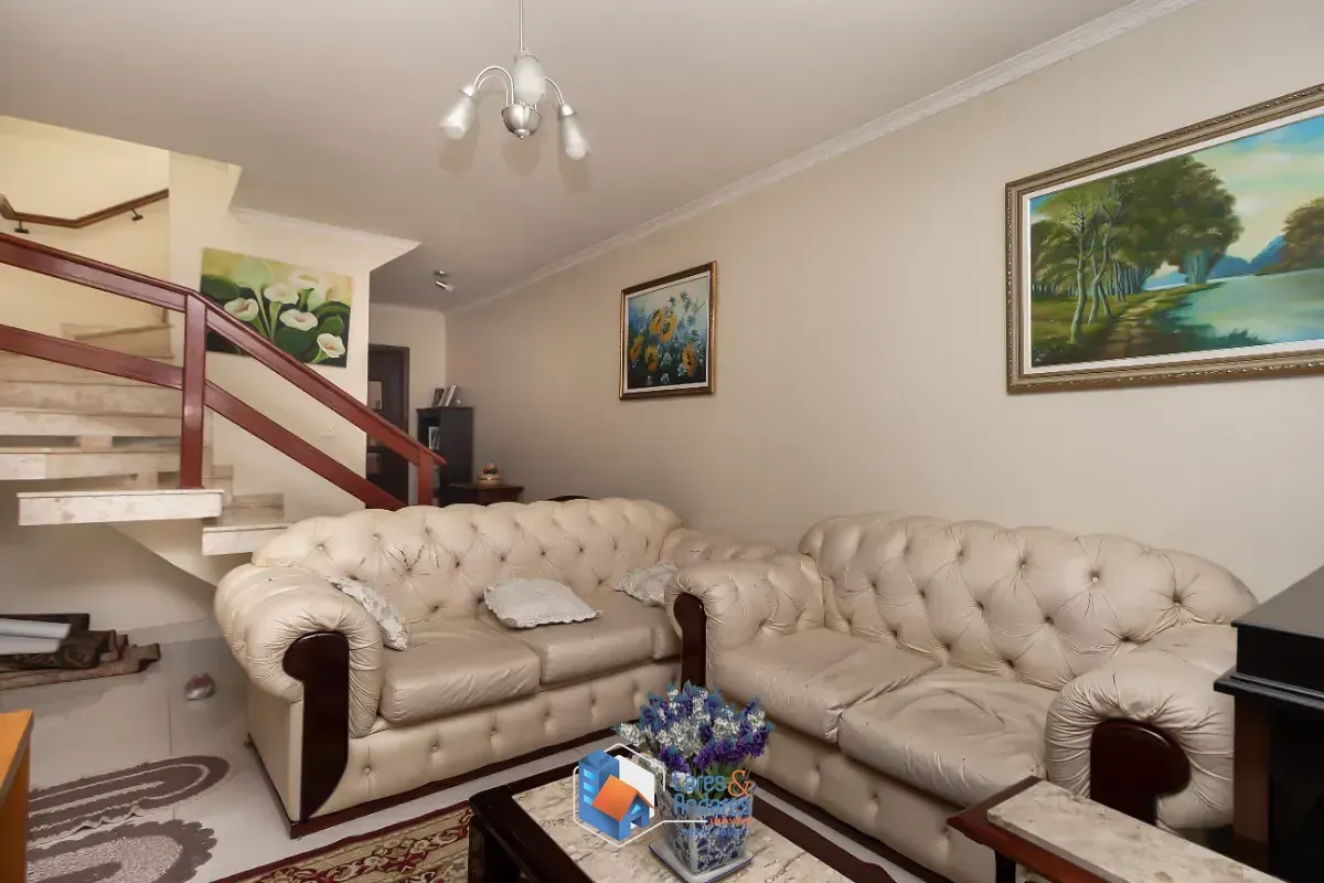 Imagem Casa para venda em Vila Marari com 3 quartos, sendo 1 suíte, 190m²