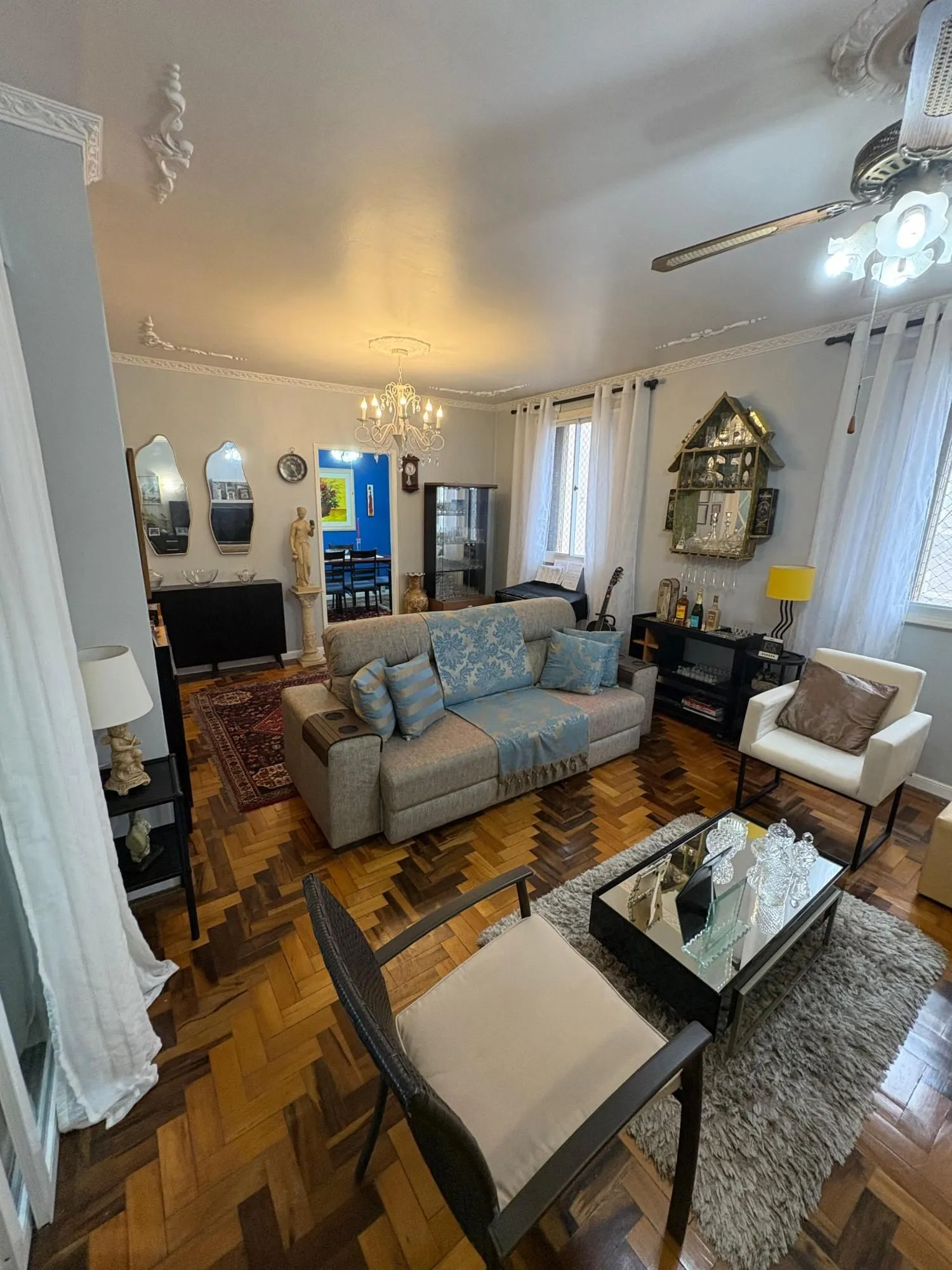 Imagem Apartamento com vista para o Guaíba com 4 quartos, portaria e elevador no Centro Histórico