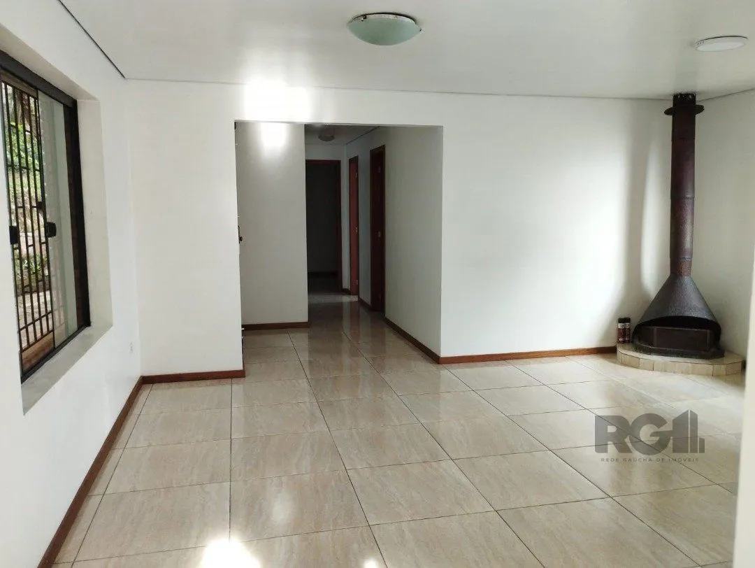 Imagem AMPLA CASA COM PRAIA PRIVATIVA NA ZONA SUL DE POA