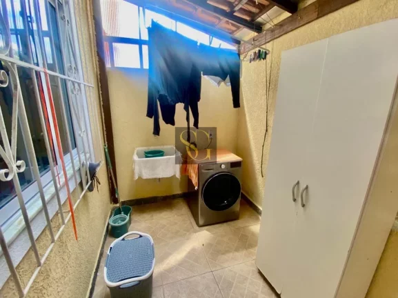 Imagem Casa para Venda em Teresópolis, Araras, 3 dormitórios, 2 suítes, 3 banheiros, 2 vagas