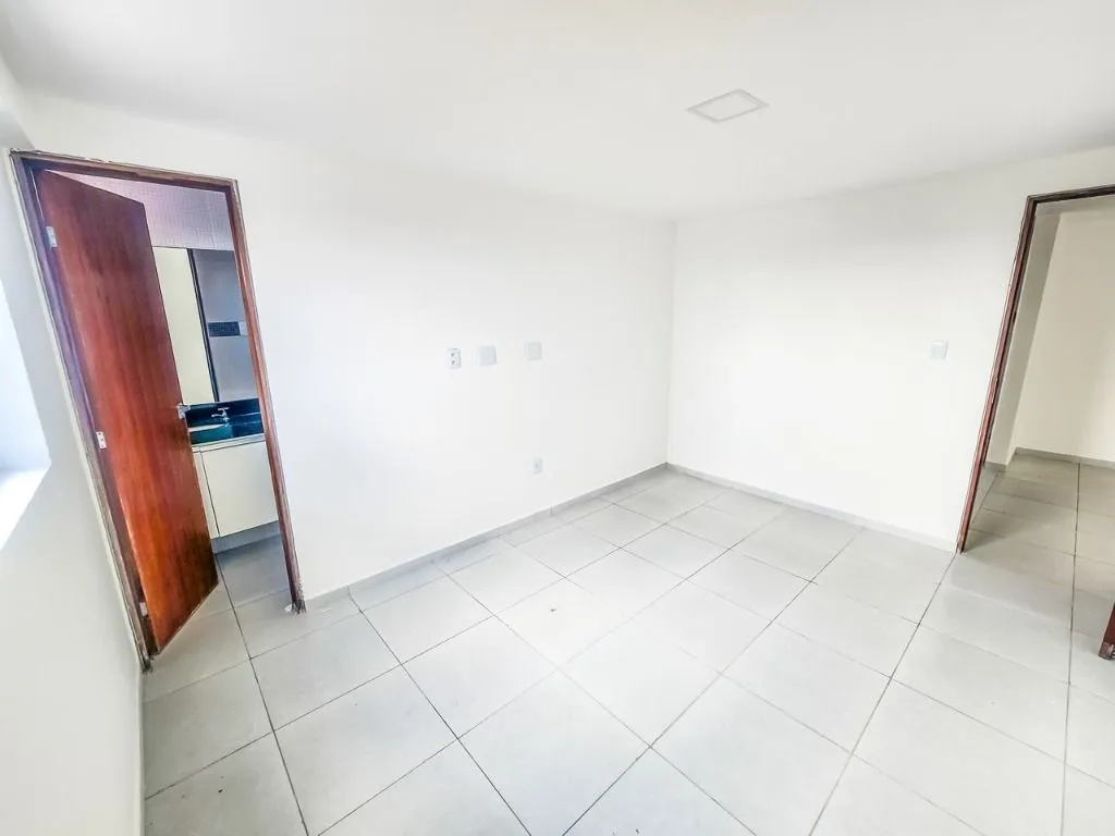 Imagem Apartamento com 2 dormitórios à venda, 65 m² por R$ 494.999,00 - Miramar - João Pessoa/PB