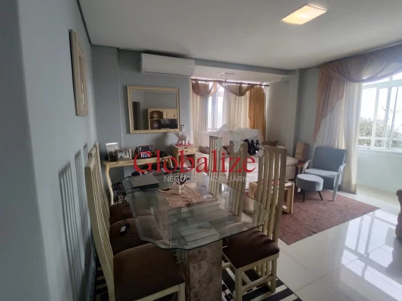 Imagem Lindíssimo apartamento à venda na cidade de Santos (SP) com 2 dormitórios ambos suítes de frente com vista mar livre reformado por R$.800.000,00 !