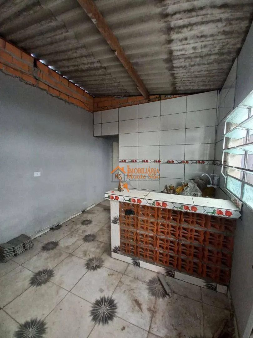 Imagem Casa com 9 dormitórios à venda, 490 m² por R$ 450.000,00 - Cidade Soberana - Guarulhos/SP