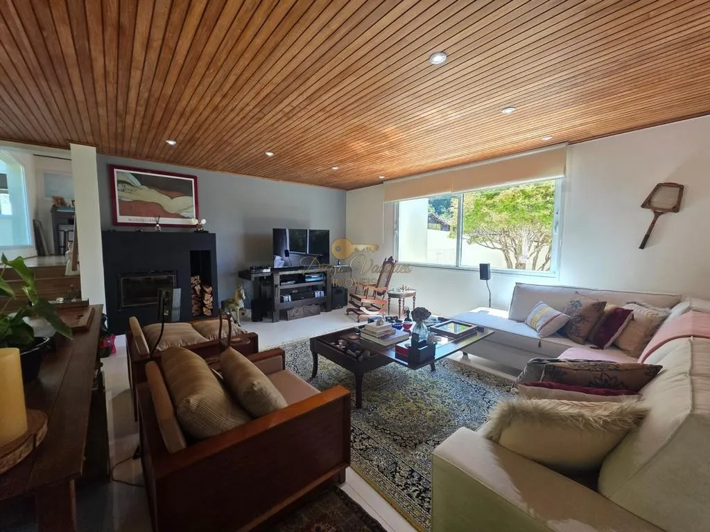 Imagem Casa para Venda em Teresópolis / RJ no bairro Parque do Ingá