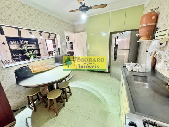 Imagem Casa de luxo à venda em Caraguatatuba-SP, bairro Martim de Sá: 4 quartos, 2 suítes, 2 salas, 3 banheiros, 3 vagas de garagem, 249m².