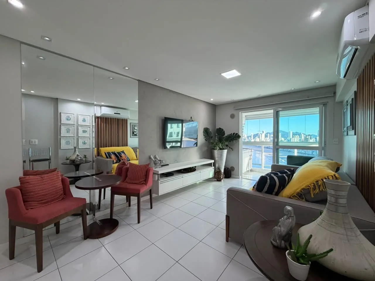 Imagem Apartamento à venda com 90m2 por R$ 2.150.000,00