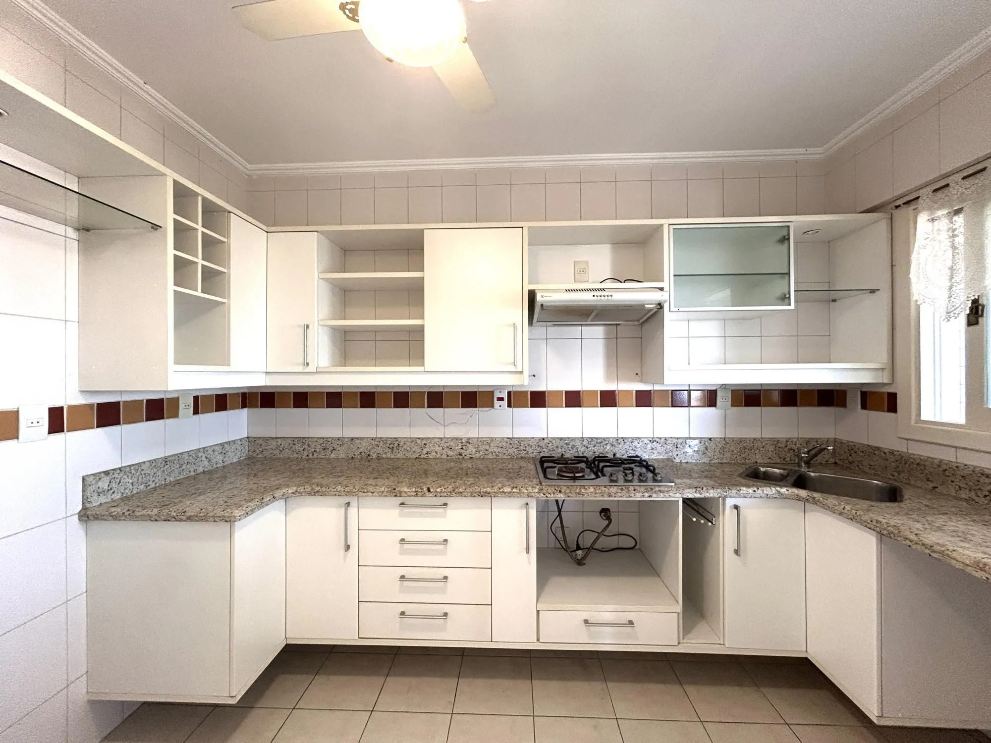Imagem APARTAMENTO À VENDA - 3 DORMITÓRIOS - CENTRO / CANOAS