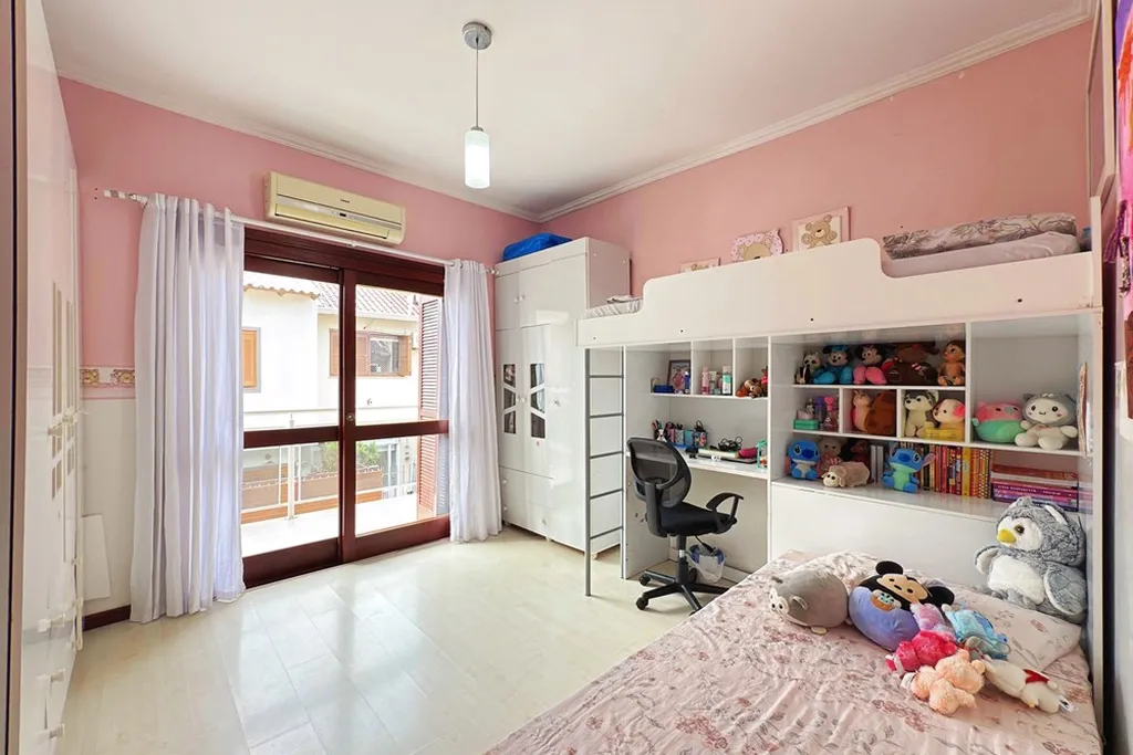 Imagem Casa de Condomínio em Hípica