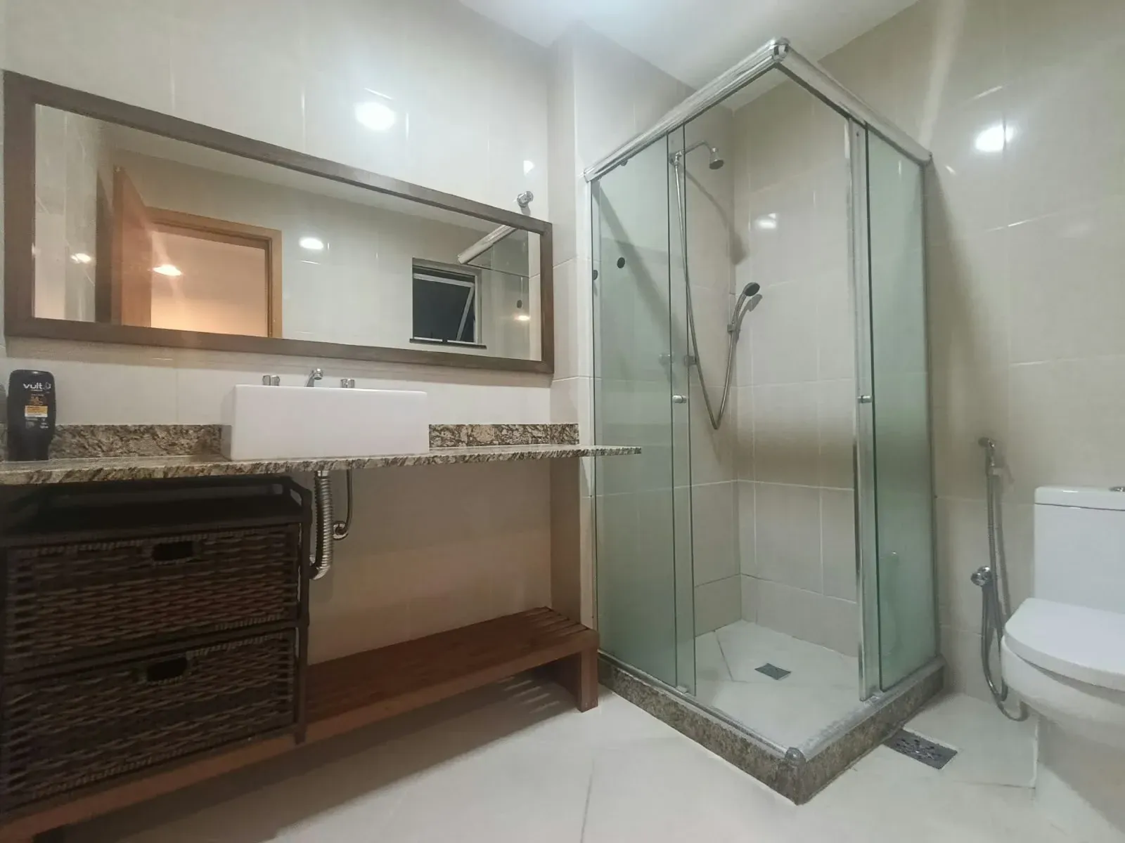 Imagem Apartamento com 1 Quarto para Alugar, 67 m² em Alto - Teresópolis