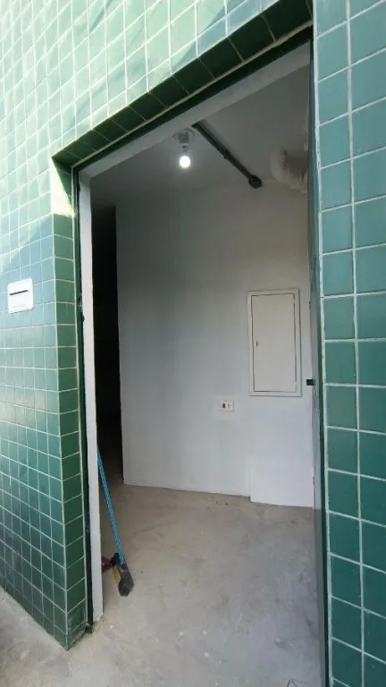 Imagem INDUSTRIAL COM 250,00 m² - MELVI - PRAIA GRANDE SP