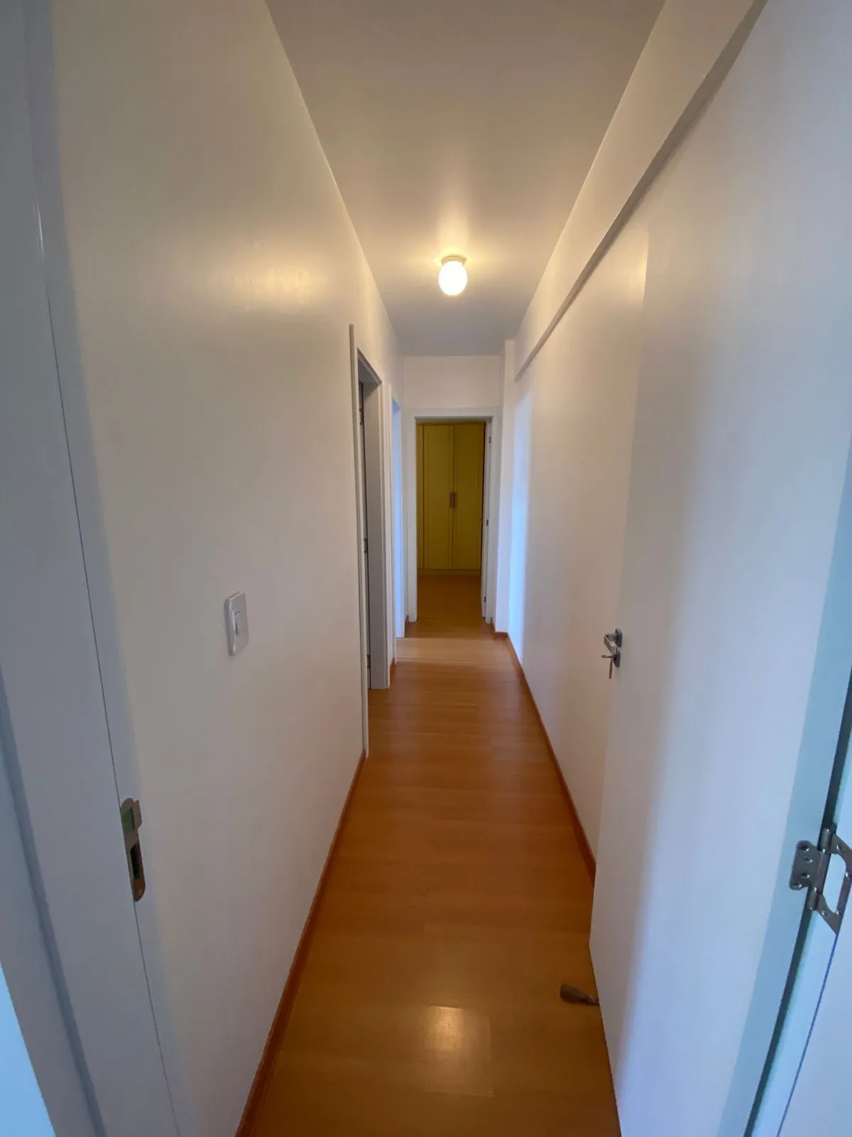 Imagem APARTAMENTO 2 DORMITÓRIOS E COM VAGA DE GARAGEM NO JARDIM BOTÂNICO