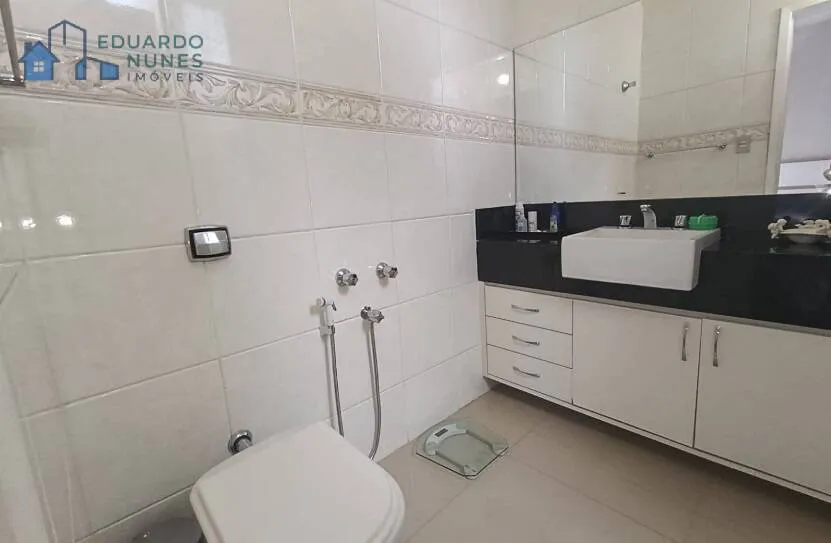 Imagem Apartamento Duplex 4 Quartos com Ar Condicionado - Suíte Master - 4 Vagas