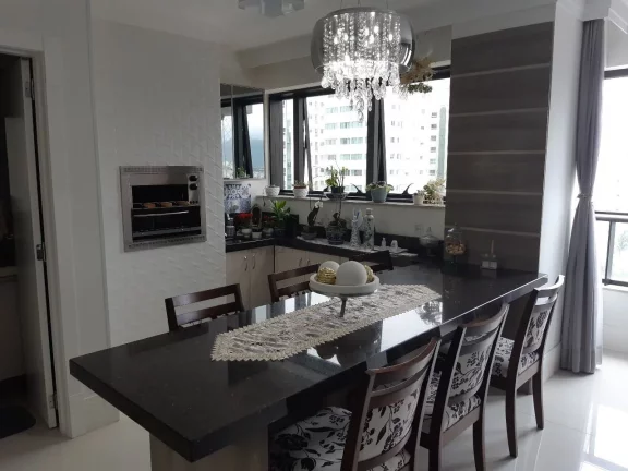Imagem Apartamento mobiliado com 3 suítes em Balneário Camboriú.